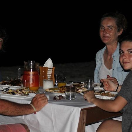 הימפושי Raalhu Lodge מראה חיצוני תמונה