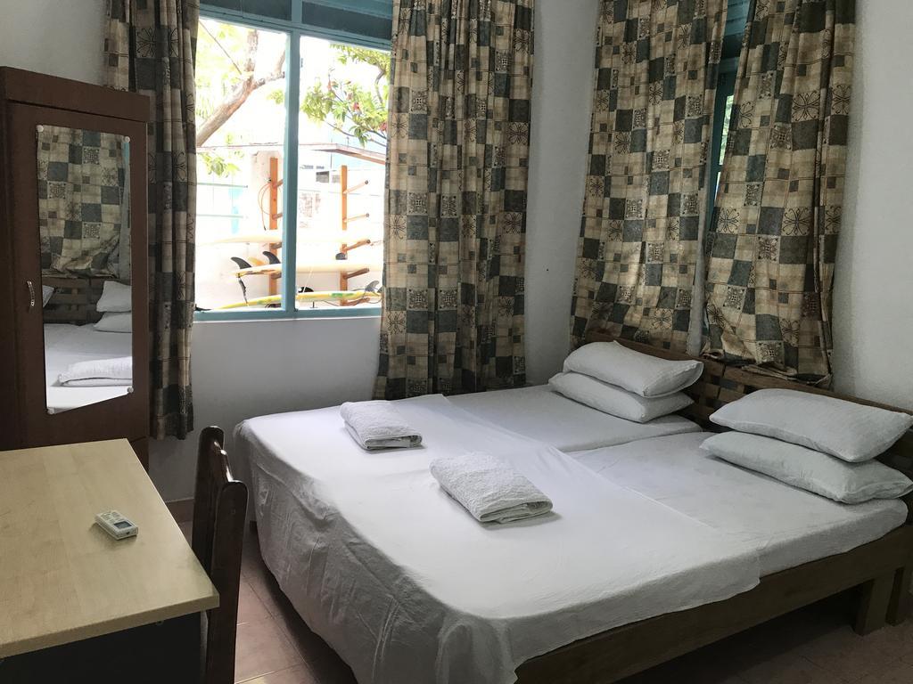 הימפושי Raalhu Lodge מראה חיצוני תמונה